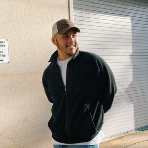 Meet your Posher, Preme